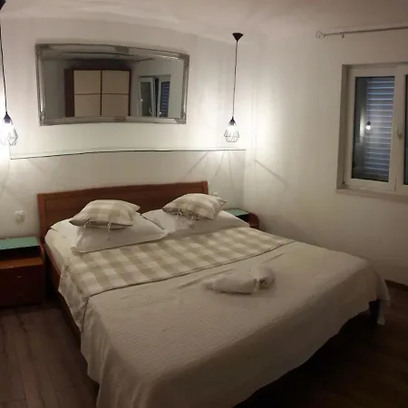 Cosy דירה פודסטראנה